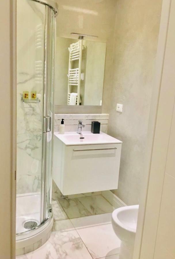 Booking Firenze Kültér fotó
