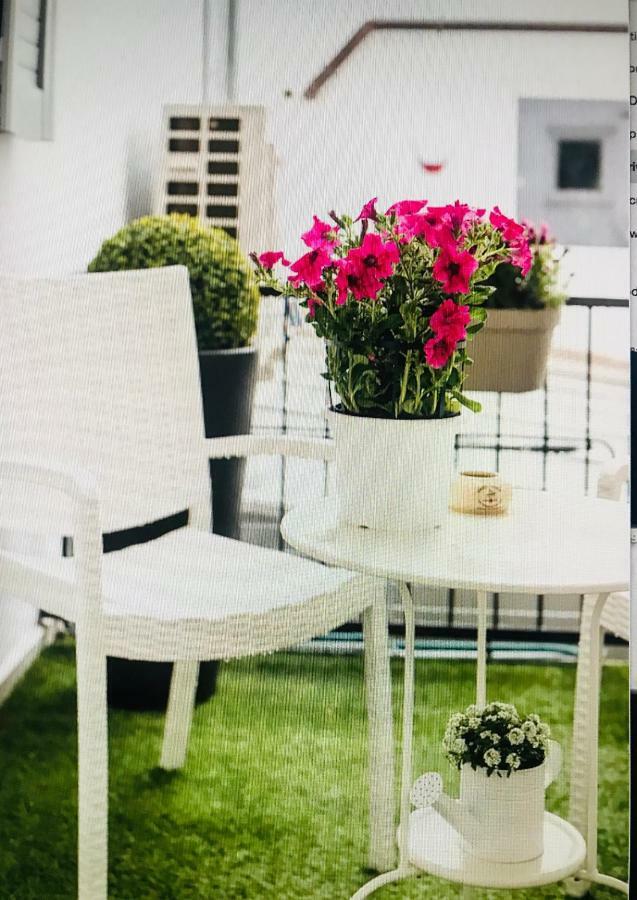 Booking Firenze Kültér fotó