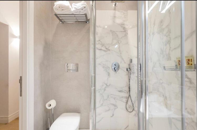 Booking Firenze Kültér fotó